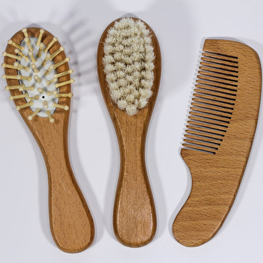 Set de brosses et peignes en bois naturel