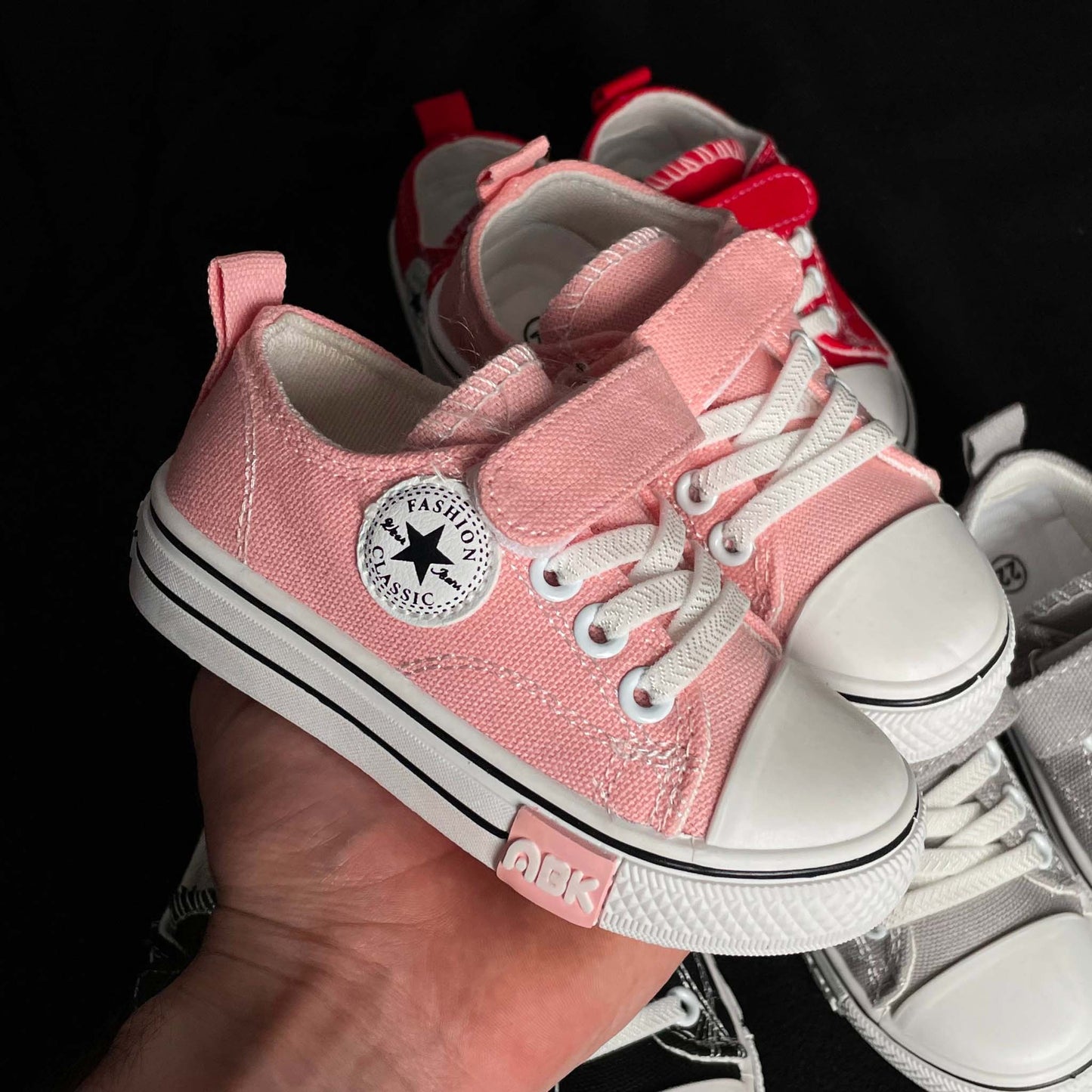 CONVERSE 24-33
