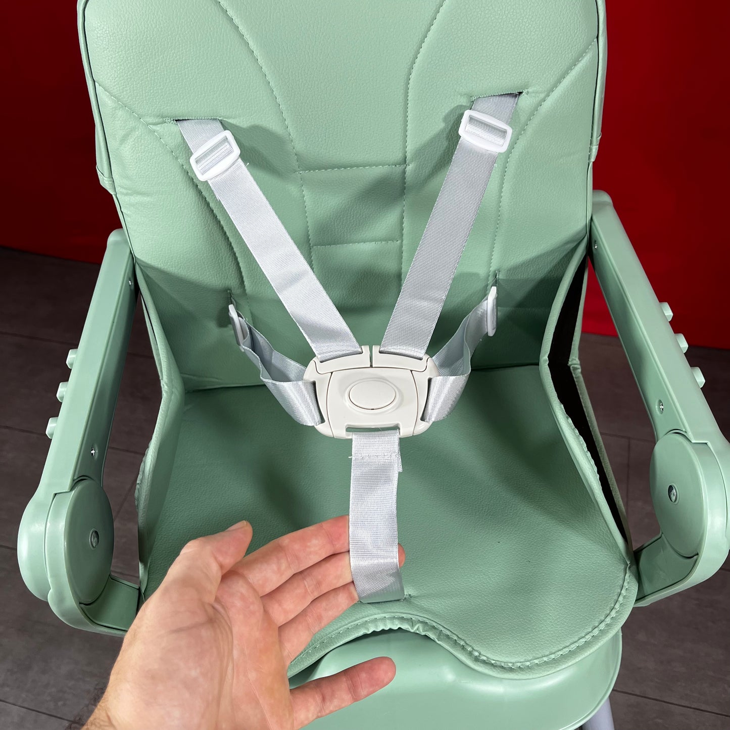 Chaise haute à manger pour bébé