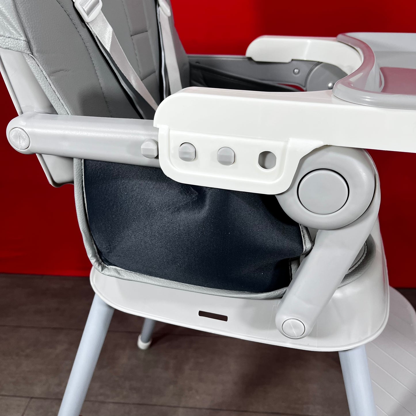 Chaise haute à manger pour bébé