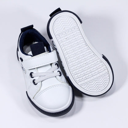 Chaussures bébé en semi-cuir avec fermeture à scratch
