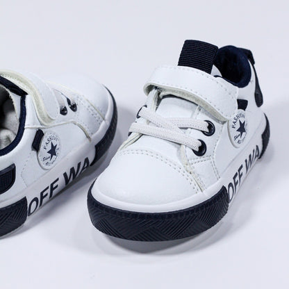 Chaussures bébé en semi-cuir avec fermeture à scratch