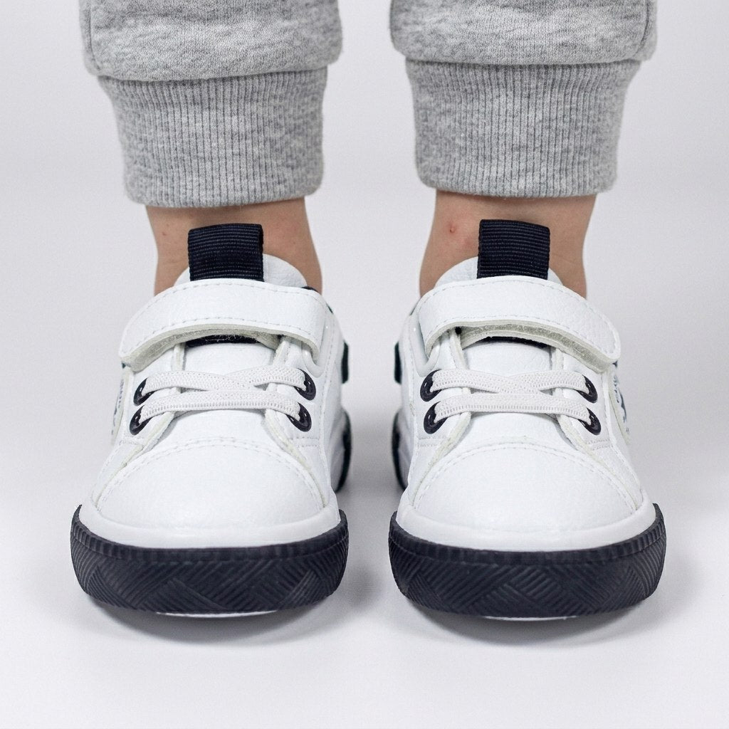 Chaussures bébé en semi-cuir avec fermeture à scratch
