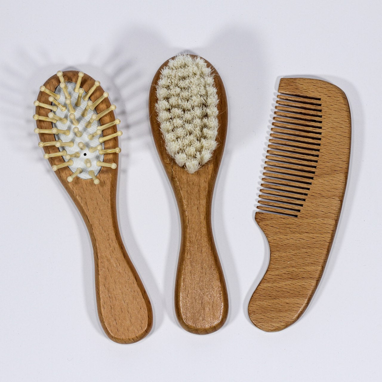 Set de brosses et peignes en bois naturel