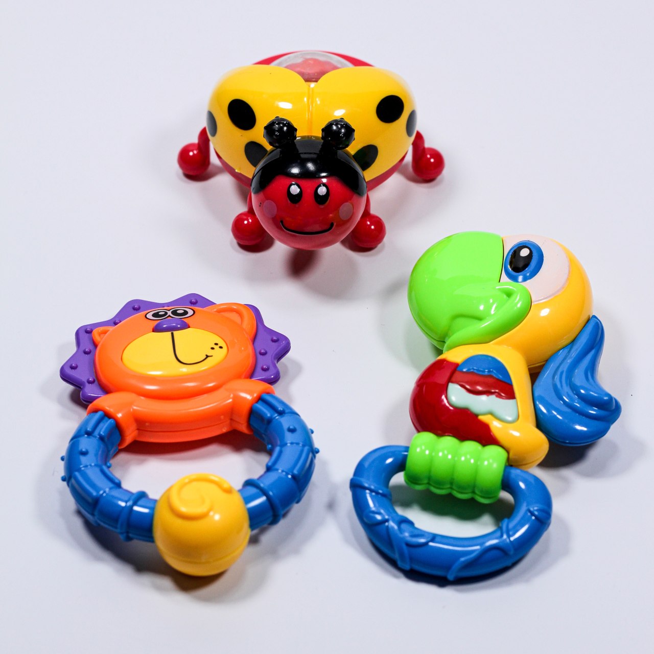 Set de Hochets Bébé Colorés – Lion, Oiseau & Abeille | Jouets Éducatifs 3M+