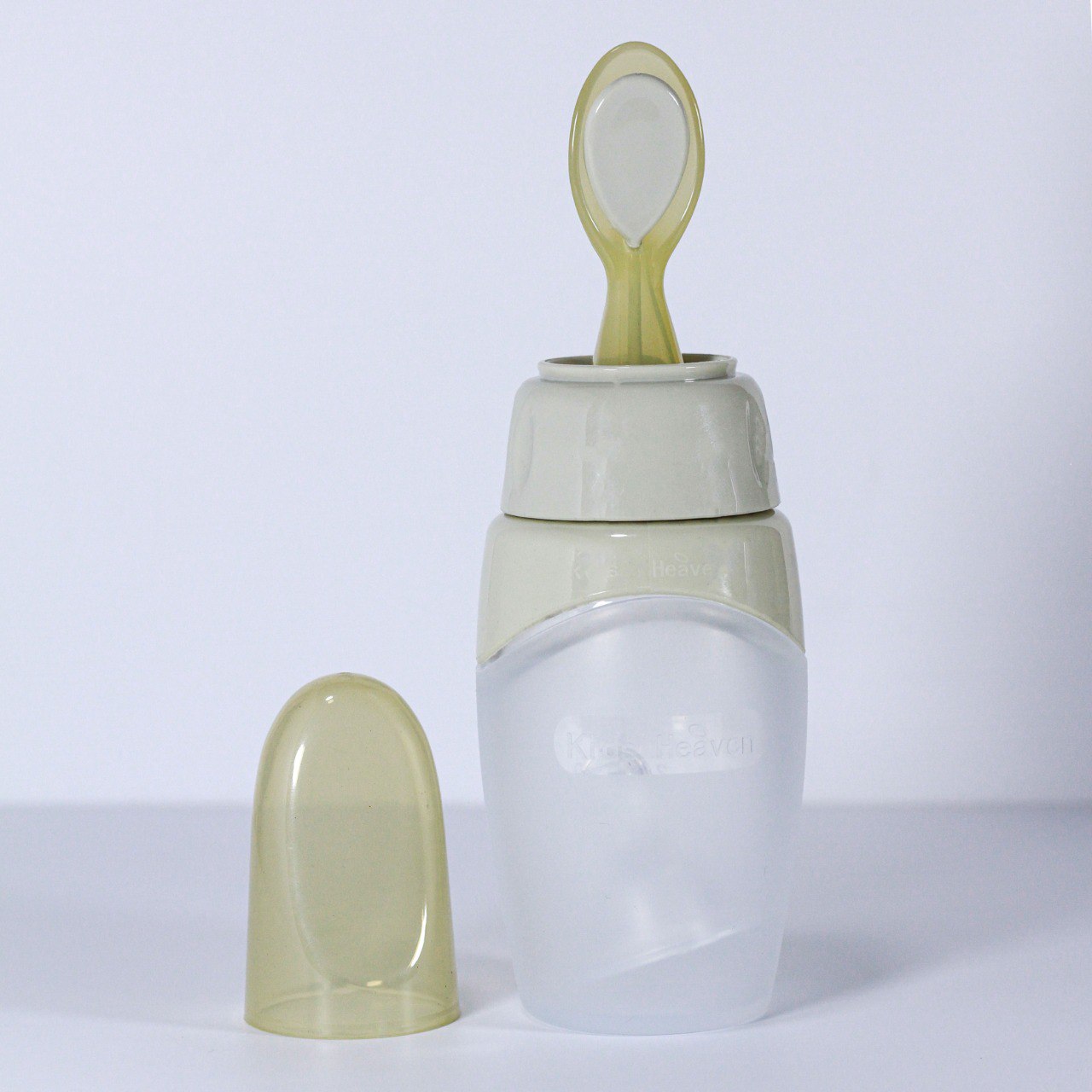 Biberon et Cuillere 2en1